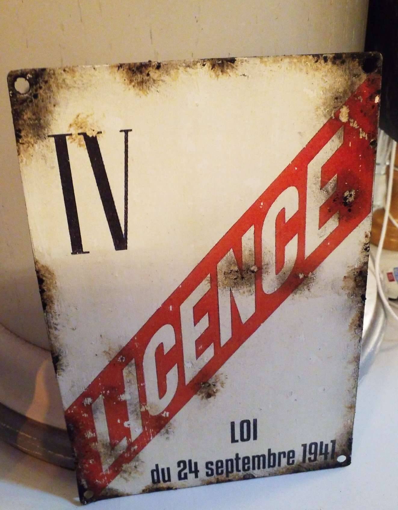 Advertising metal plaque