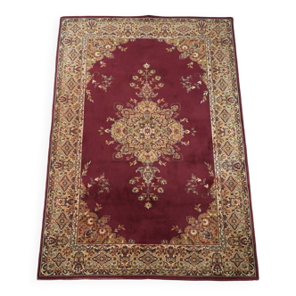 Rug with beautiful patterns in mainly red and yellow colours 296x203cm