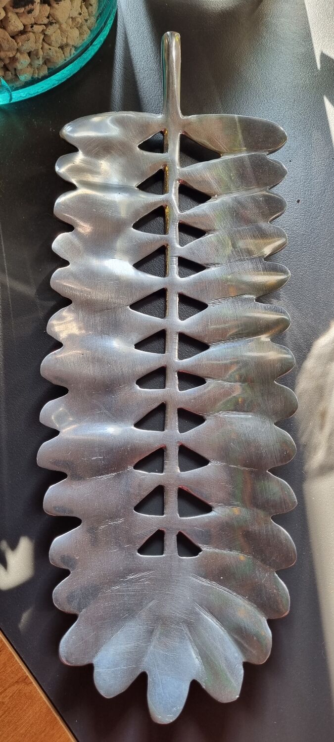 Pocket tray in silver metal