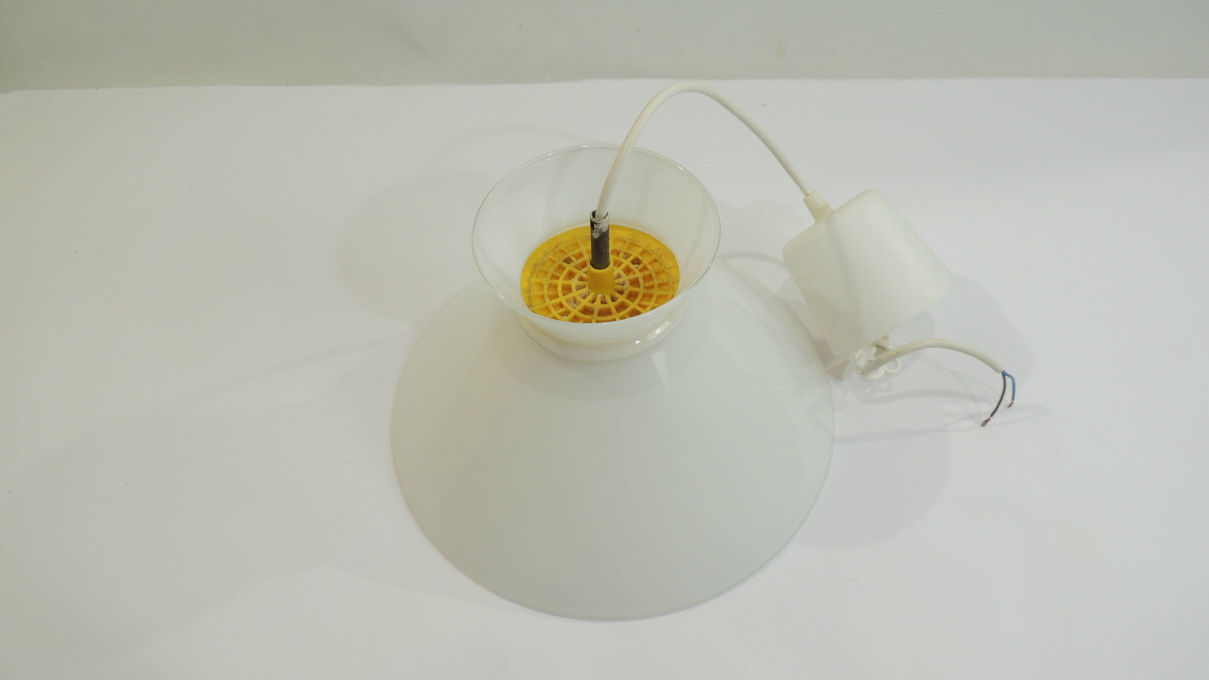 Suspension opaline blanche/vintage
