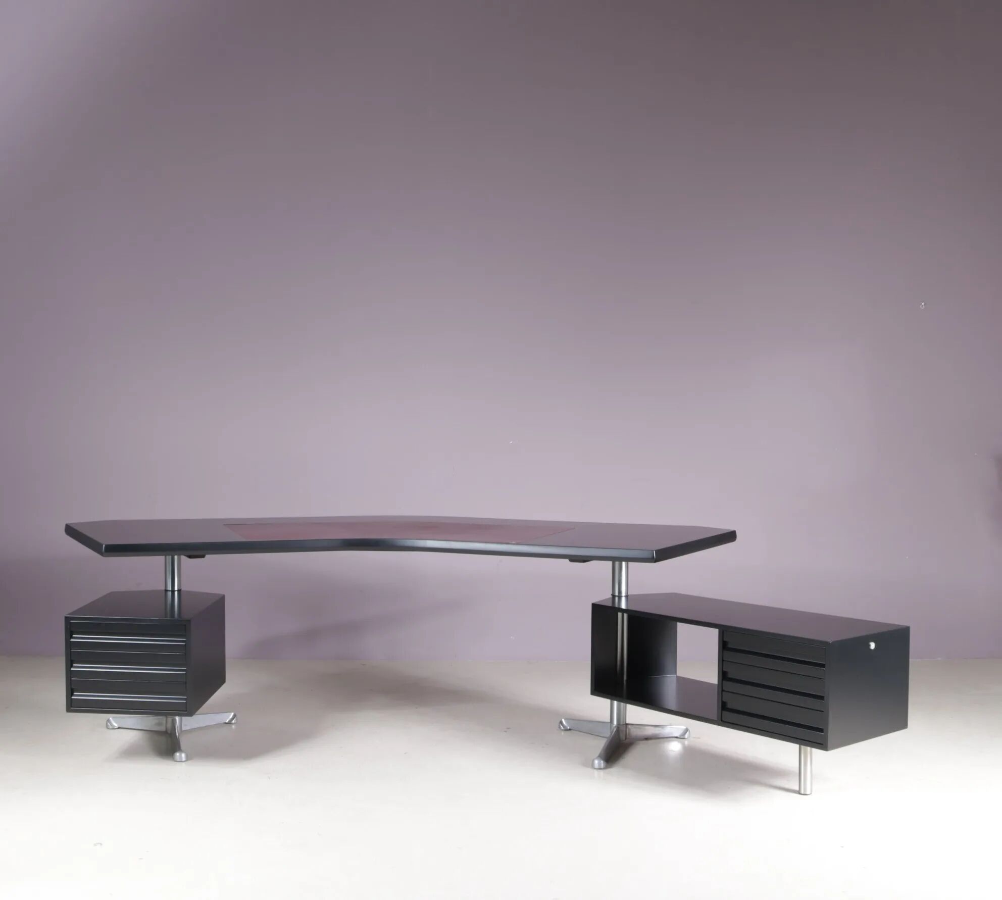 1950s Osvaldo Borsani desk for Tecno Milano, Italy