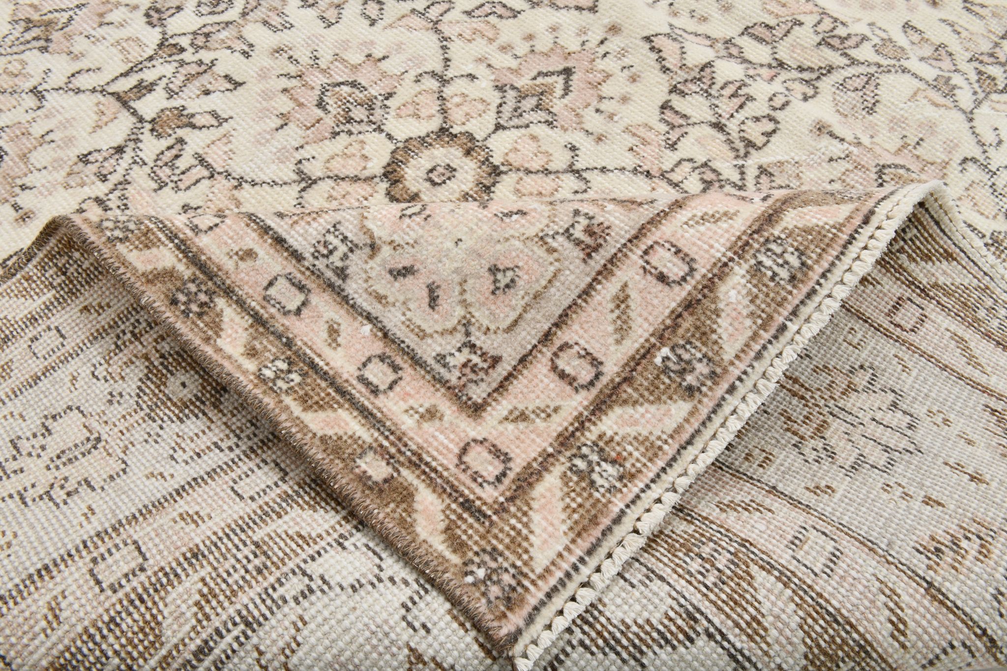 Tapis vintage bordé, 218x326cm