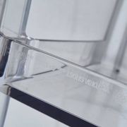 Chaise “Victoria Ghost” – design Philippe Starck pour Kartell