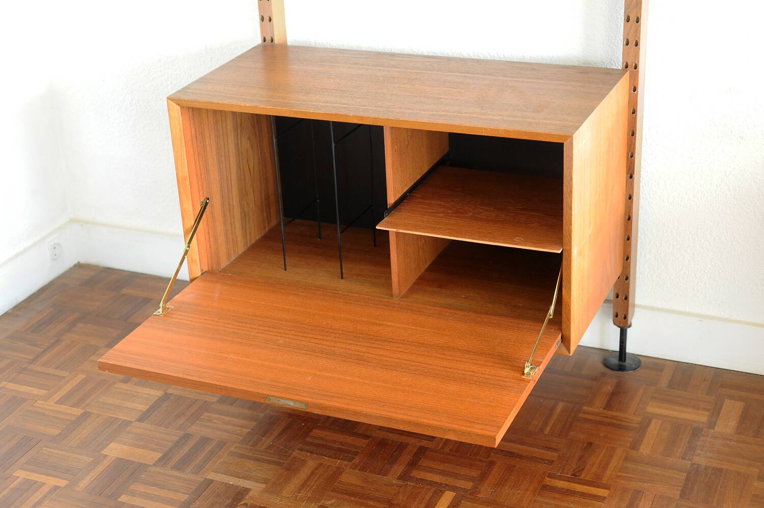 Étagère de Poul Cadovius en Tek 1960