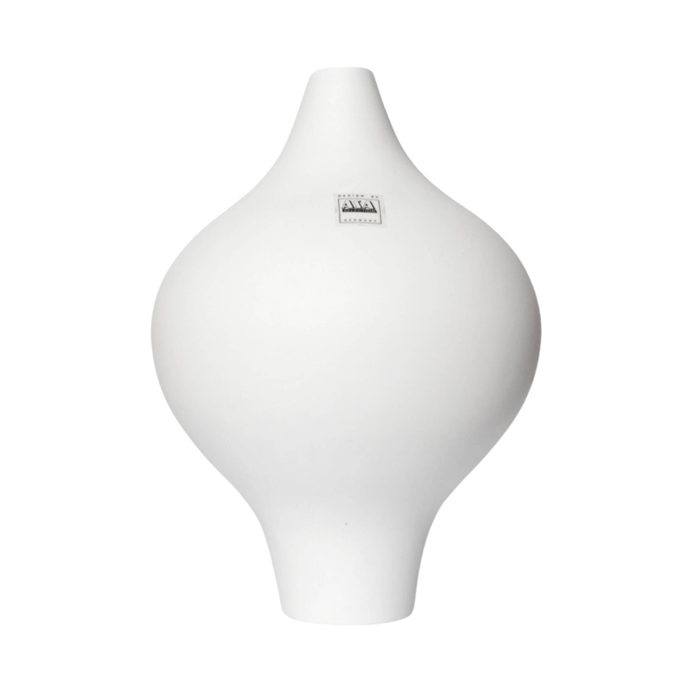 White, minimalist Asa vase, Germany, 1980s.