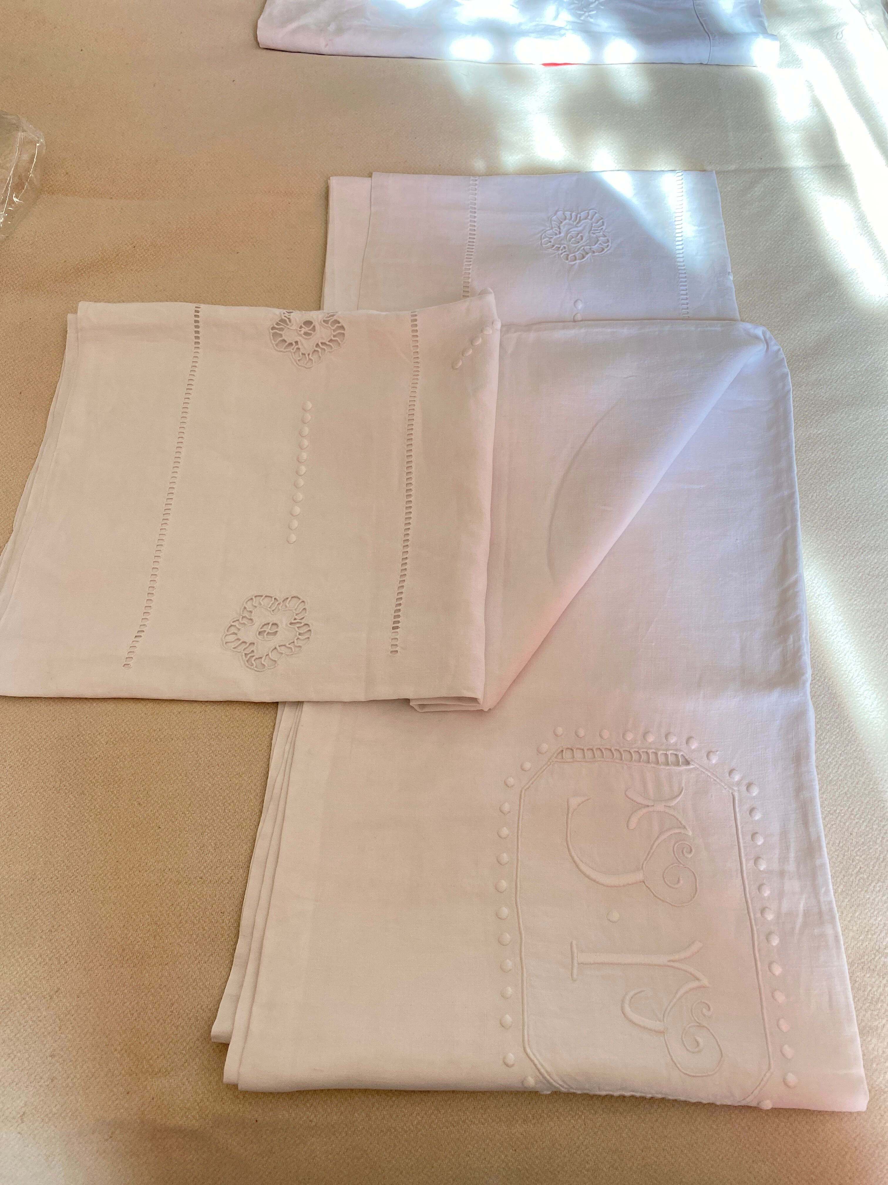 Drap monograme Jp en lin
