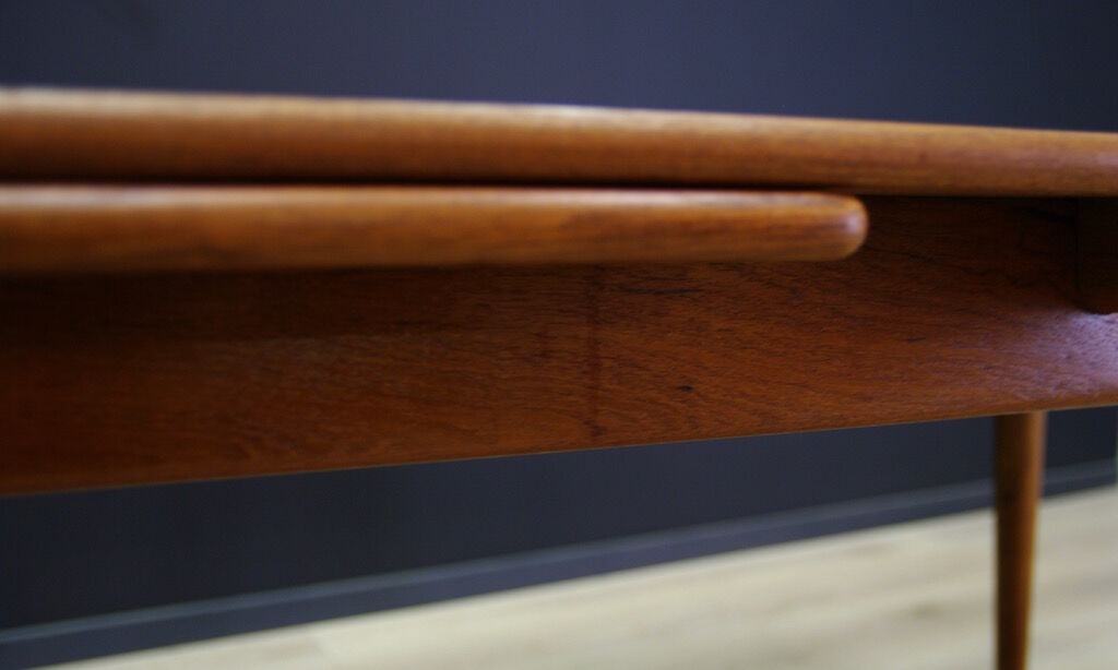 Wooden table, model AT-312, Danish design, 1960s, designer: Hans J. Wegner