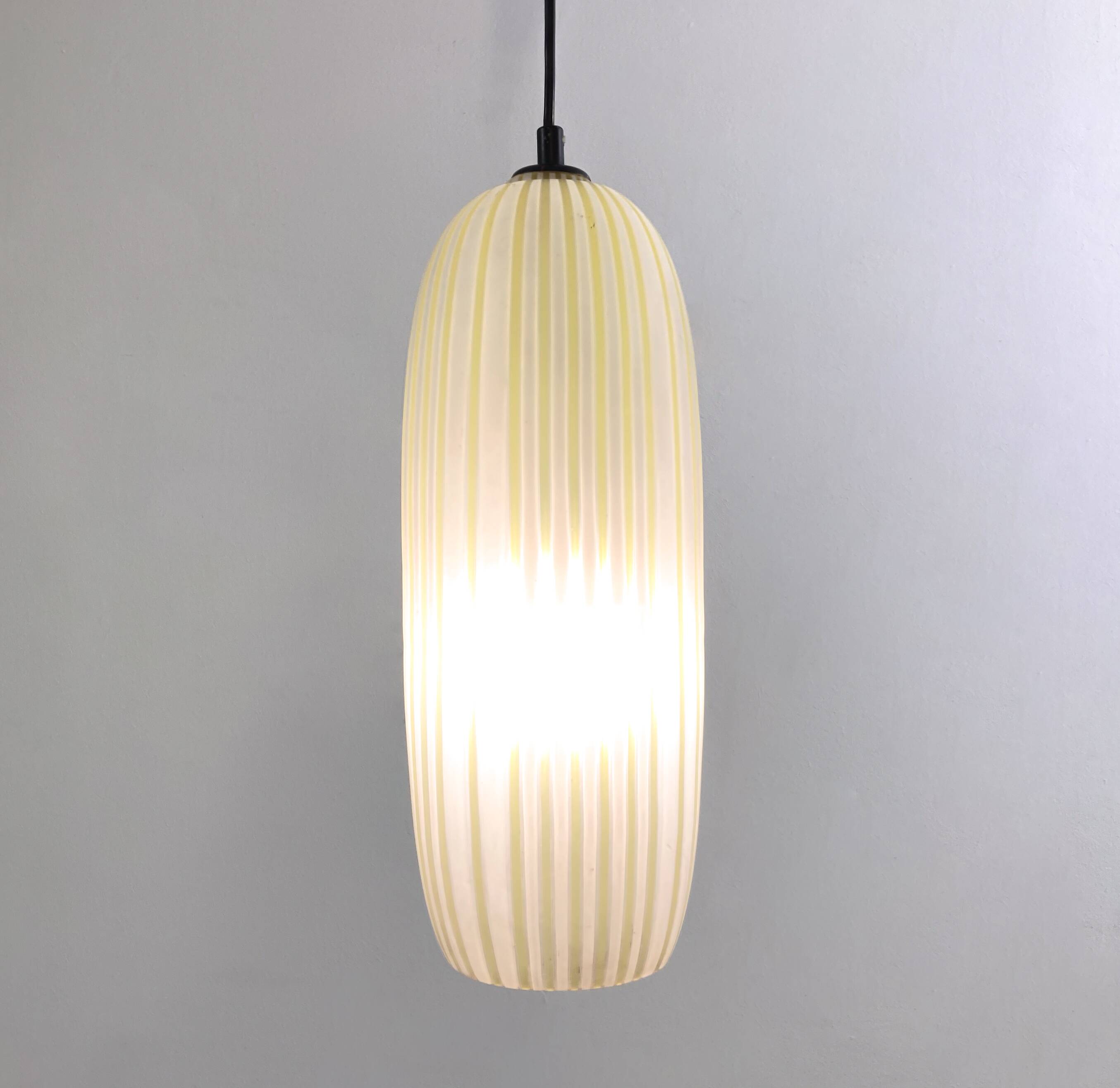 Mid-Century Modern Yellow Glass Pendant Lamp, Italy, 1960s