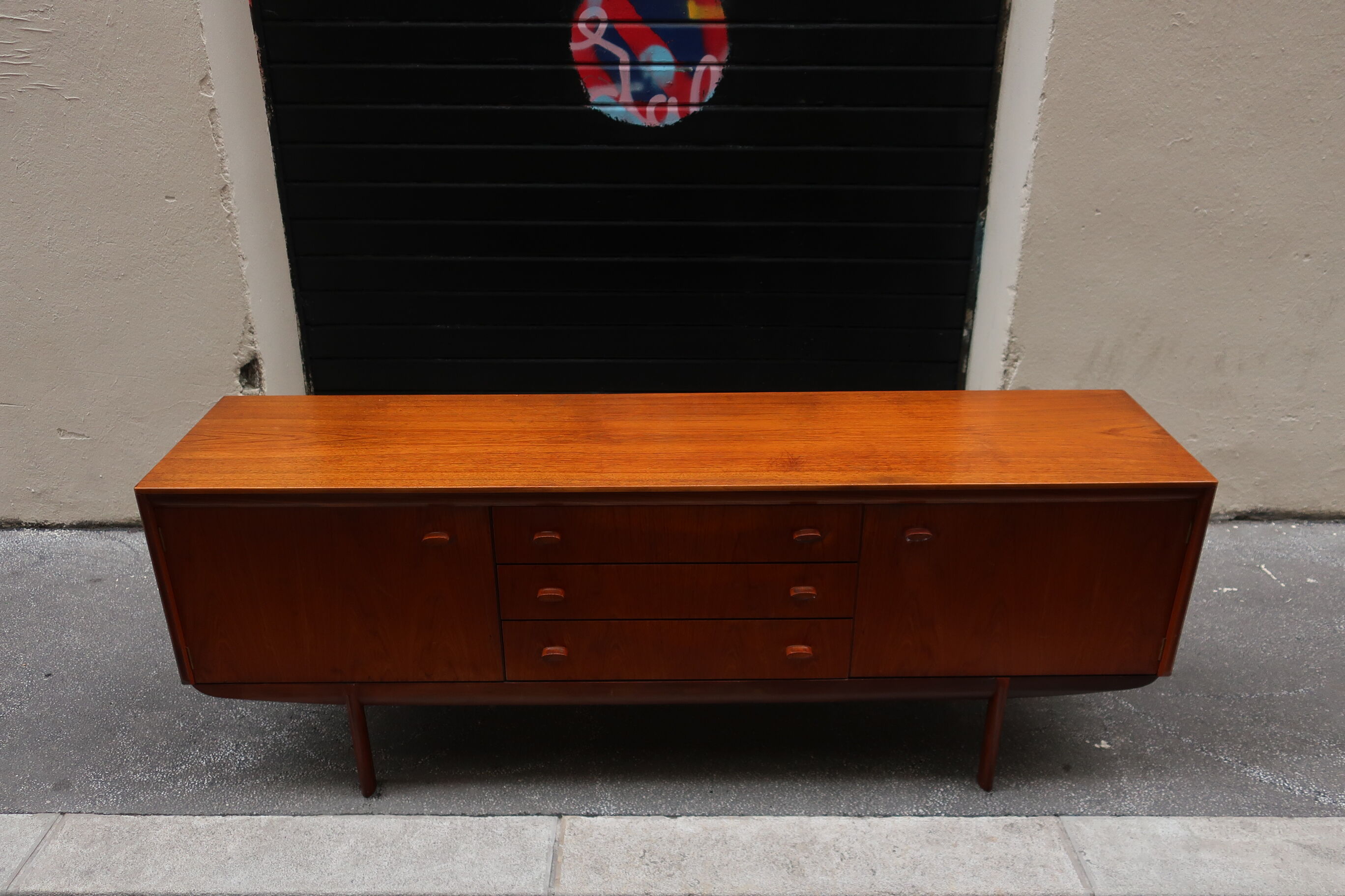 Sideboard in teak