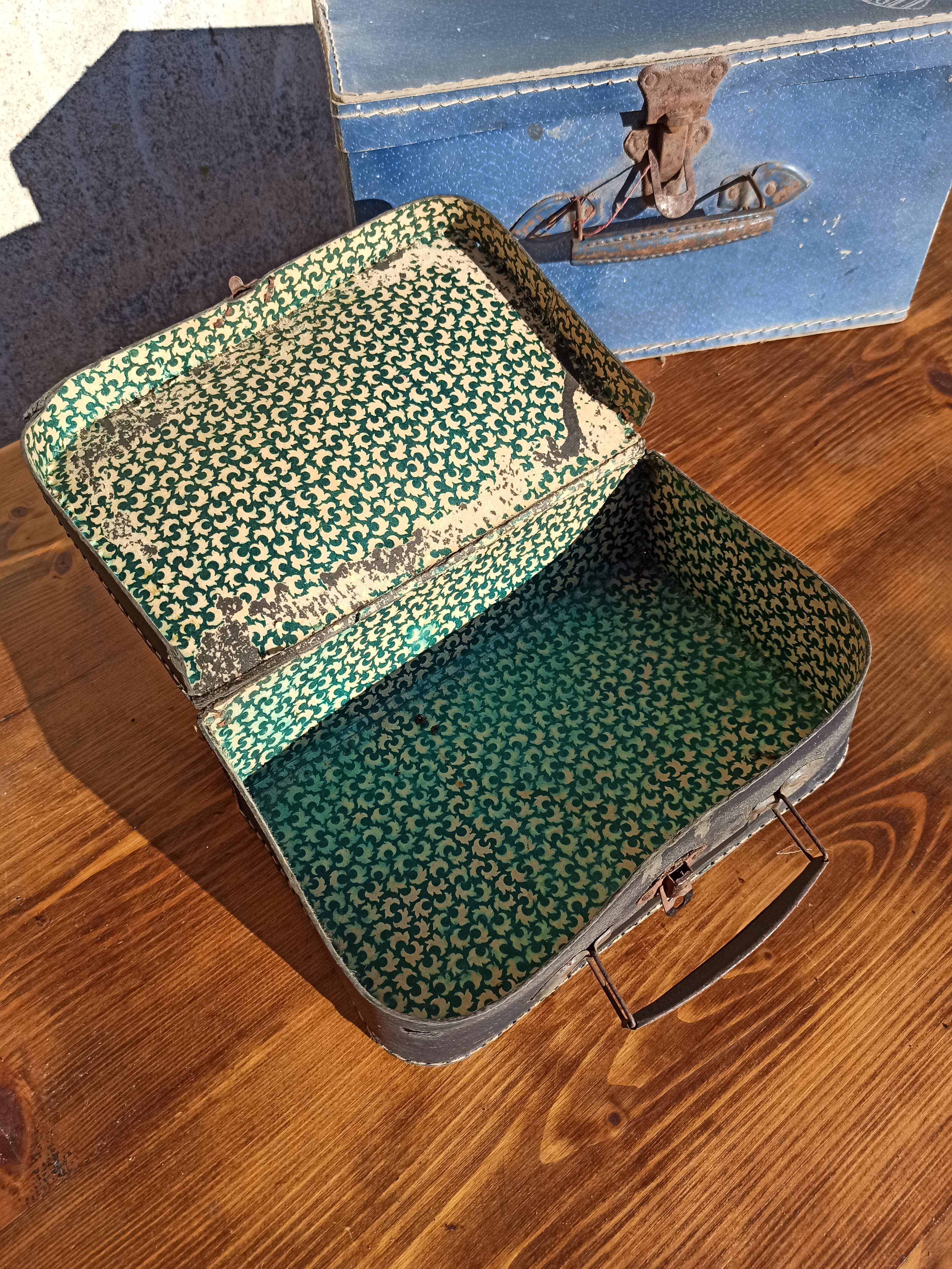 Set of 3 old cardboard suitcases