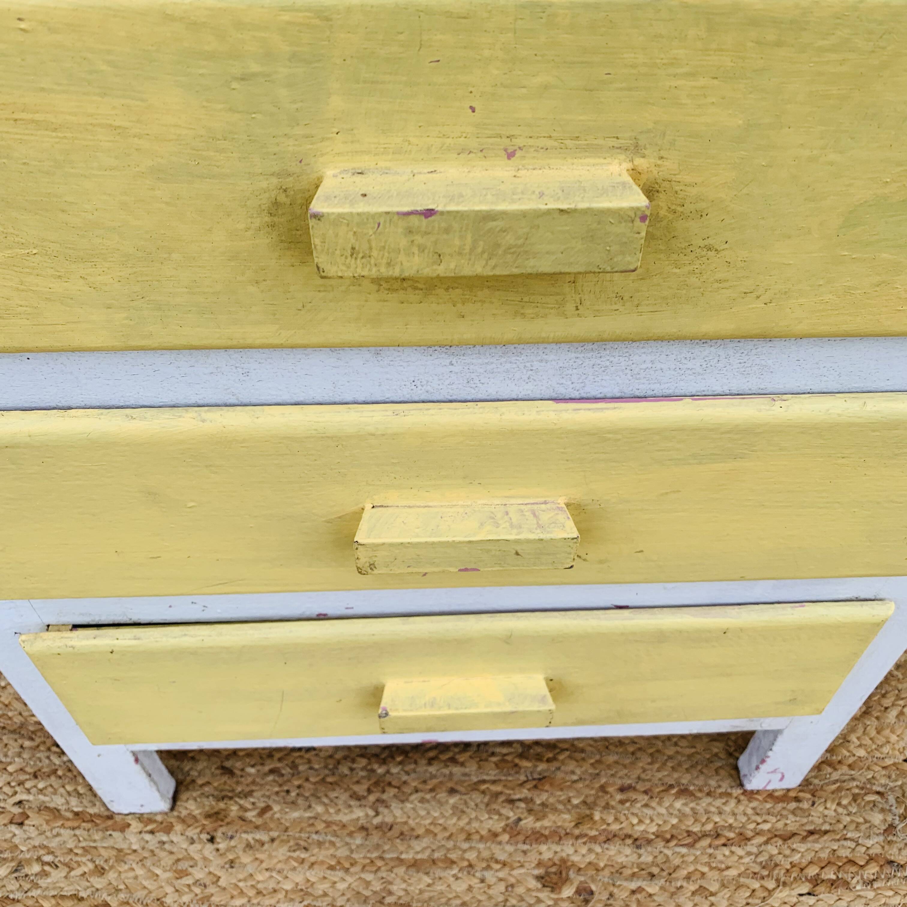 Parisian-style cabinet with 5 drawers