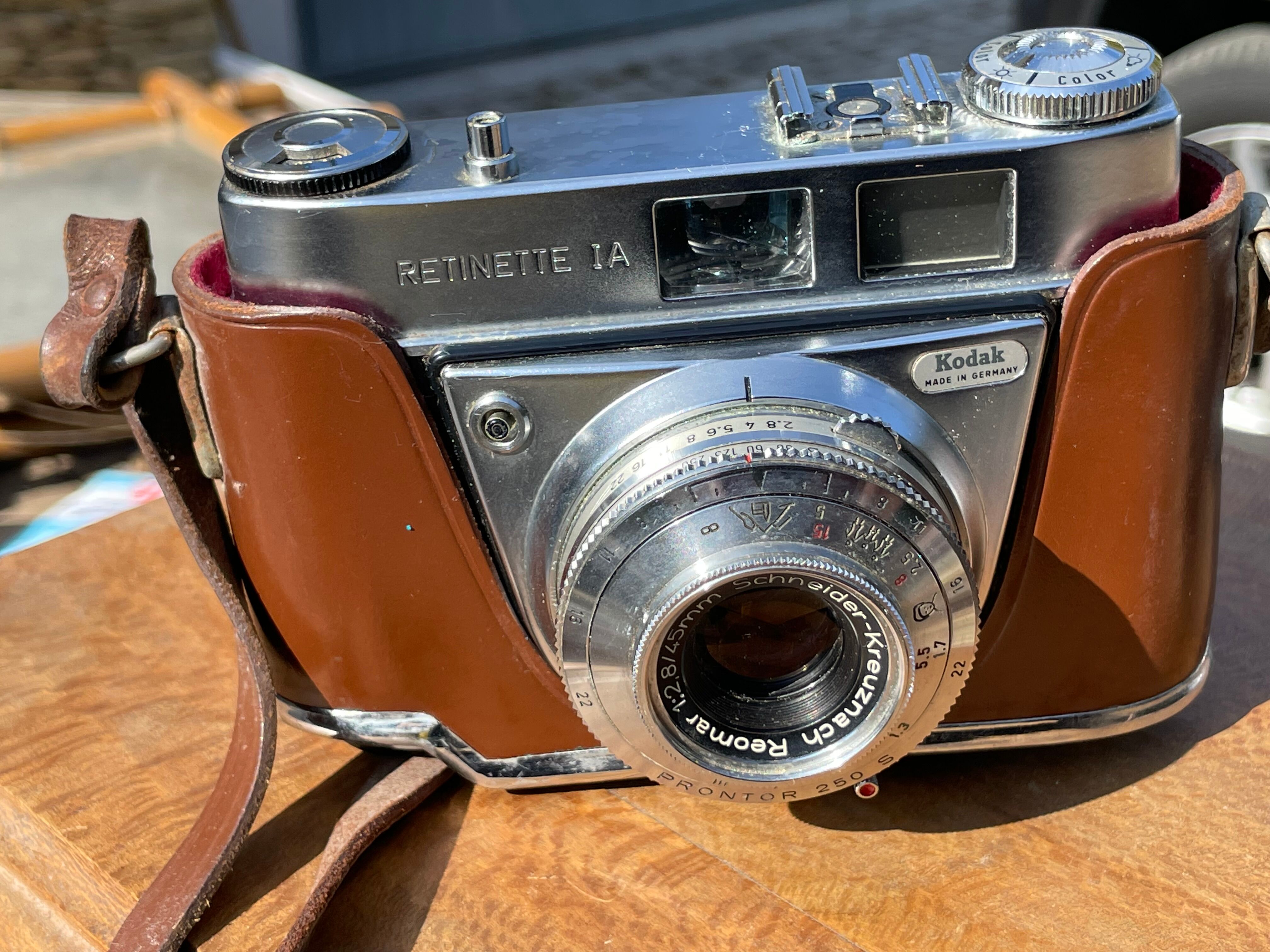 Appareil photo argentique vintage