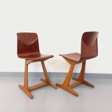Paire de chaises design vintage ASS Schulmöbel Pagholz Thur-Op-Seat en bois courbé et hêtre