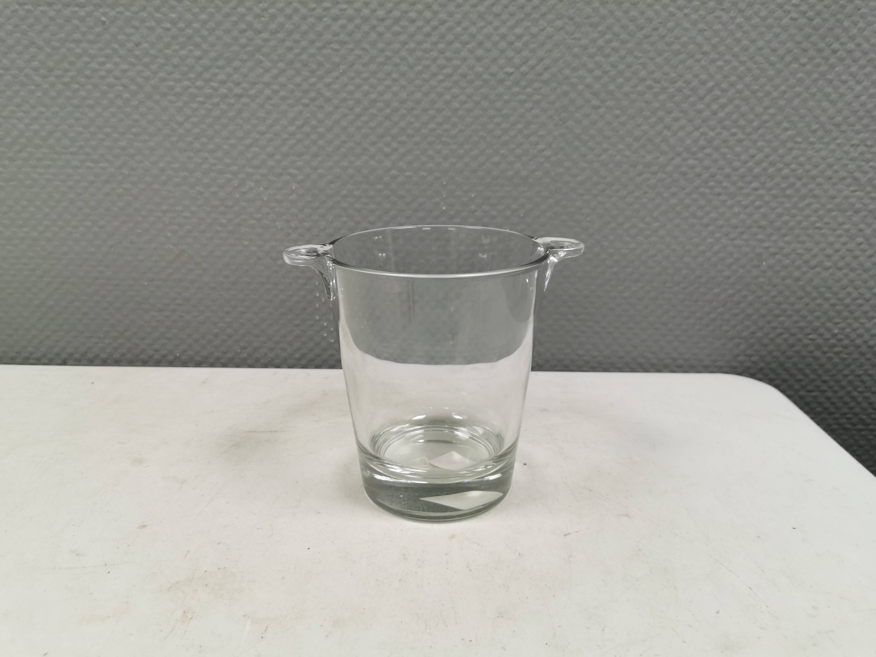 Bormioli Rocco Ypsilon ice bucket from the 1990s-2000s Italy.