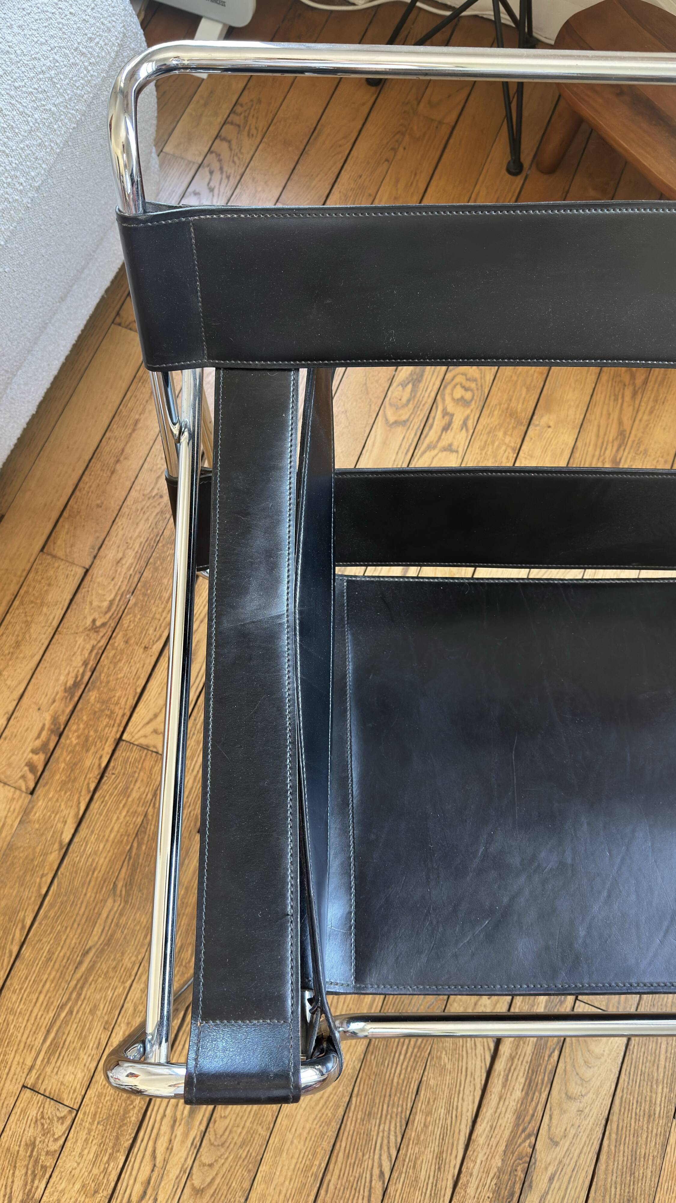 B3 Wassily chair by Marcel Breuer design 1960