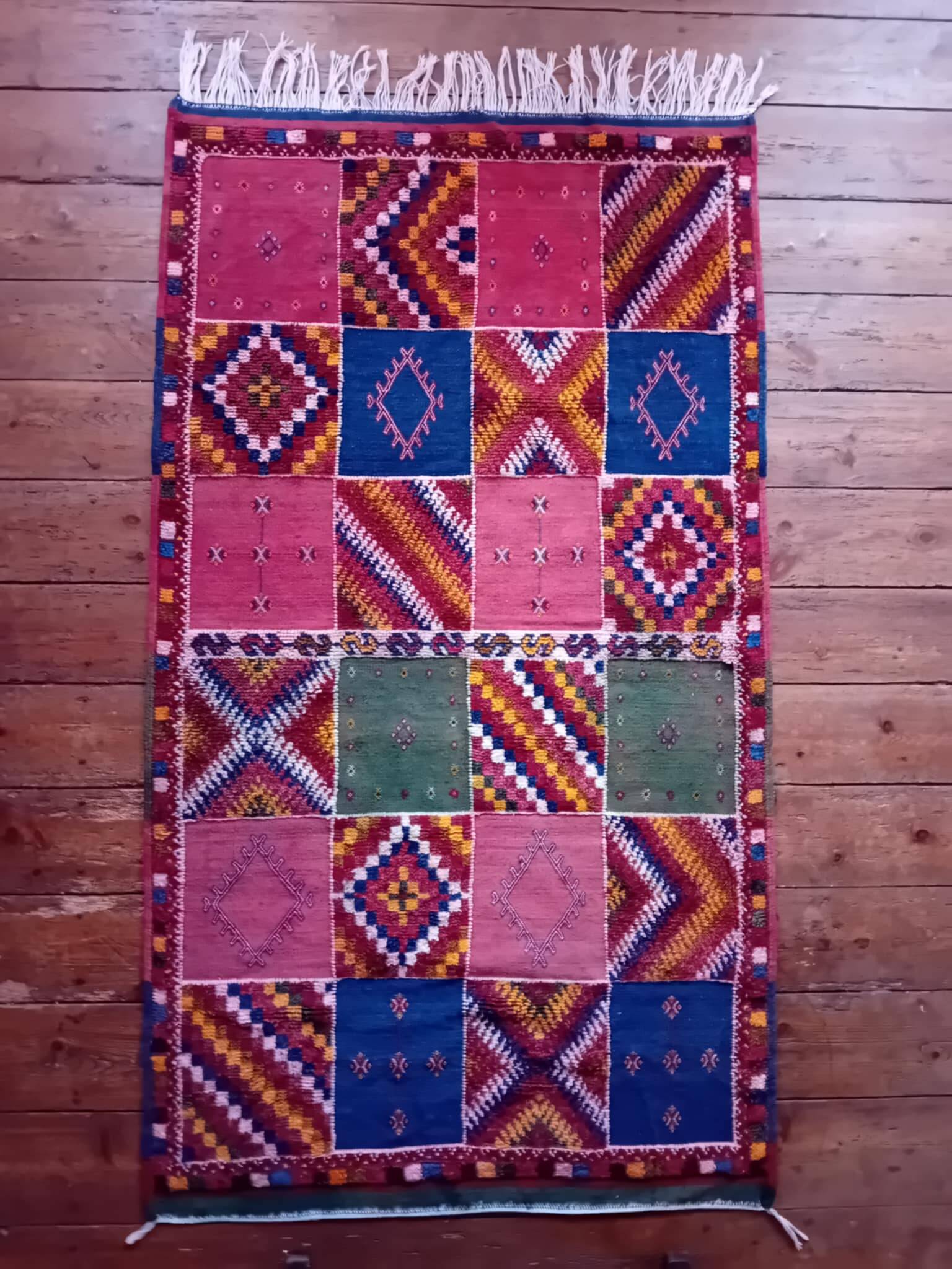 Handmade Berber Taznakht Kilim Rug 213x116cm