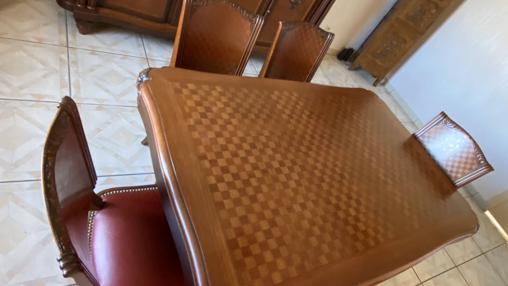 Marquetry and sculpture table
