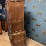 18th Century Oak linen Press