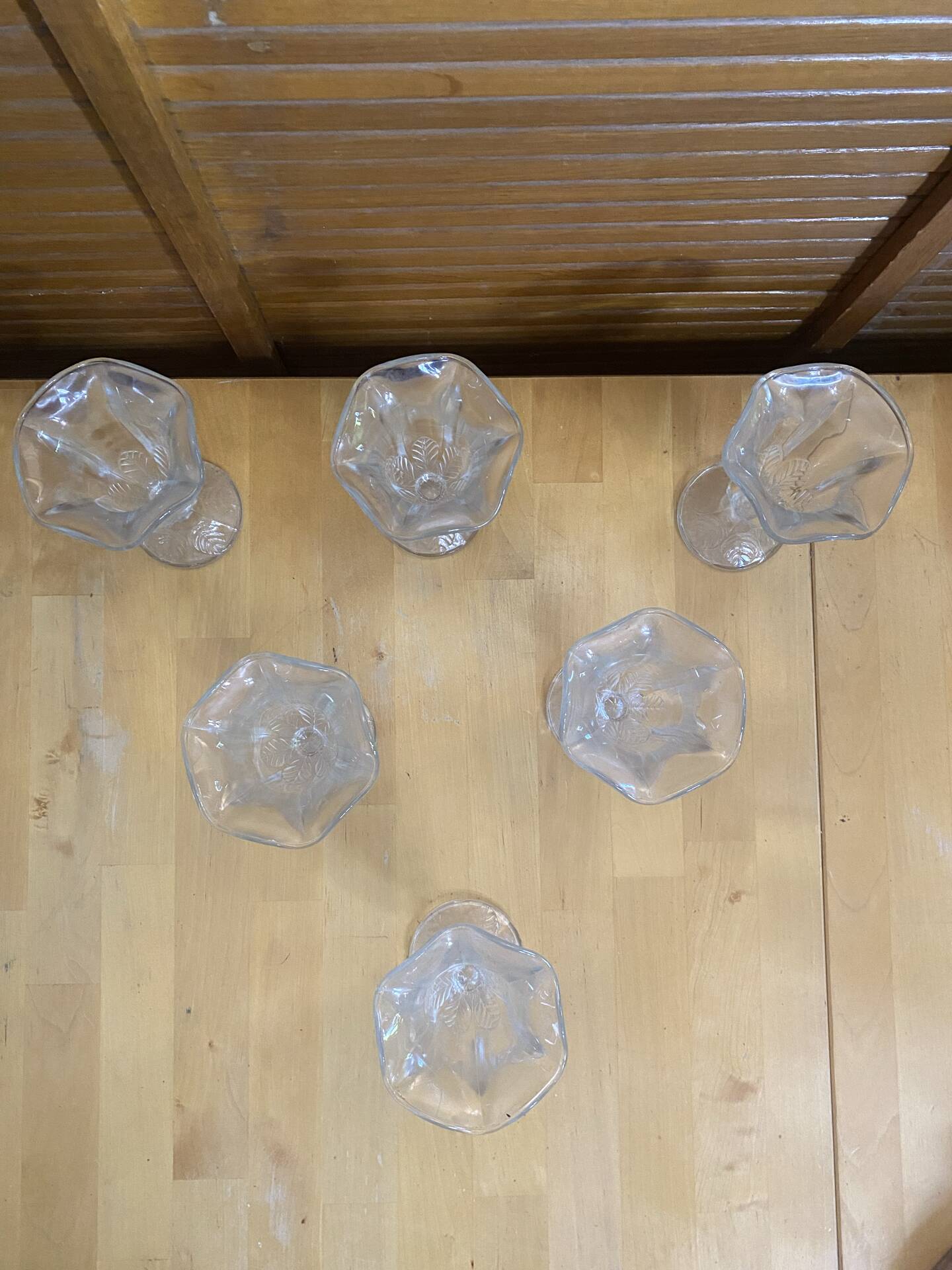 Set of 6 Ice Cream Bowls FIDENZA Moulded Glass Petal Shape Italy #E126