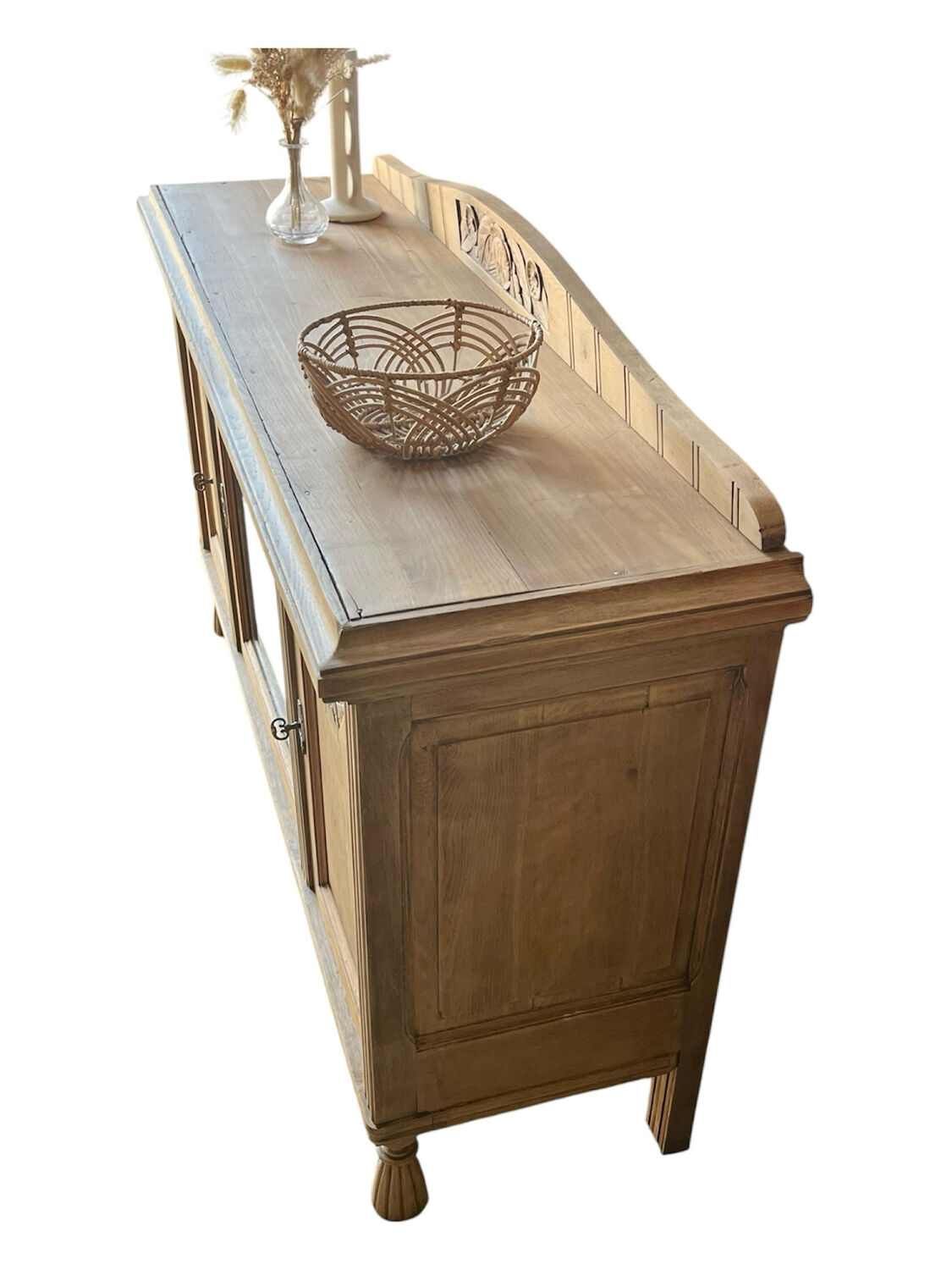 Low Art Deco enfilade