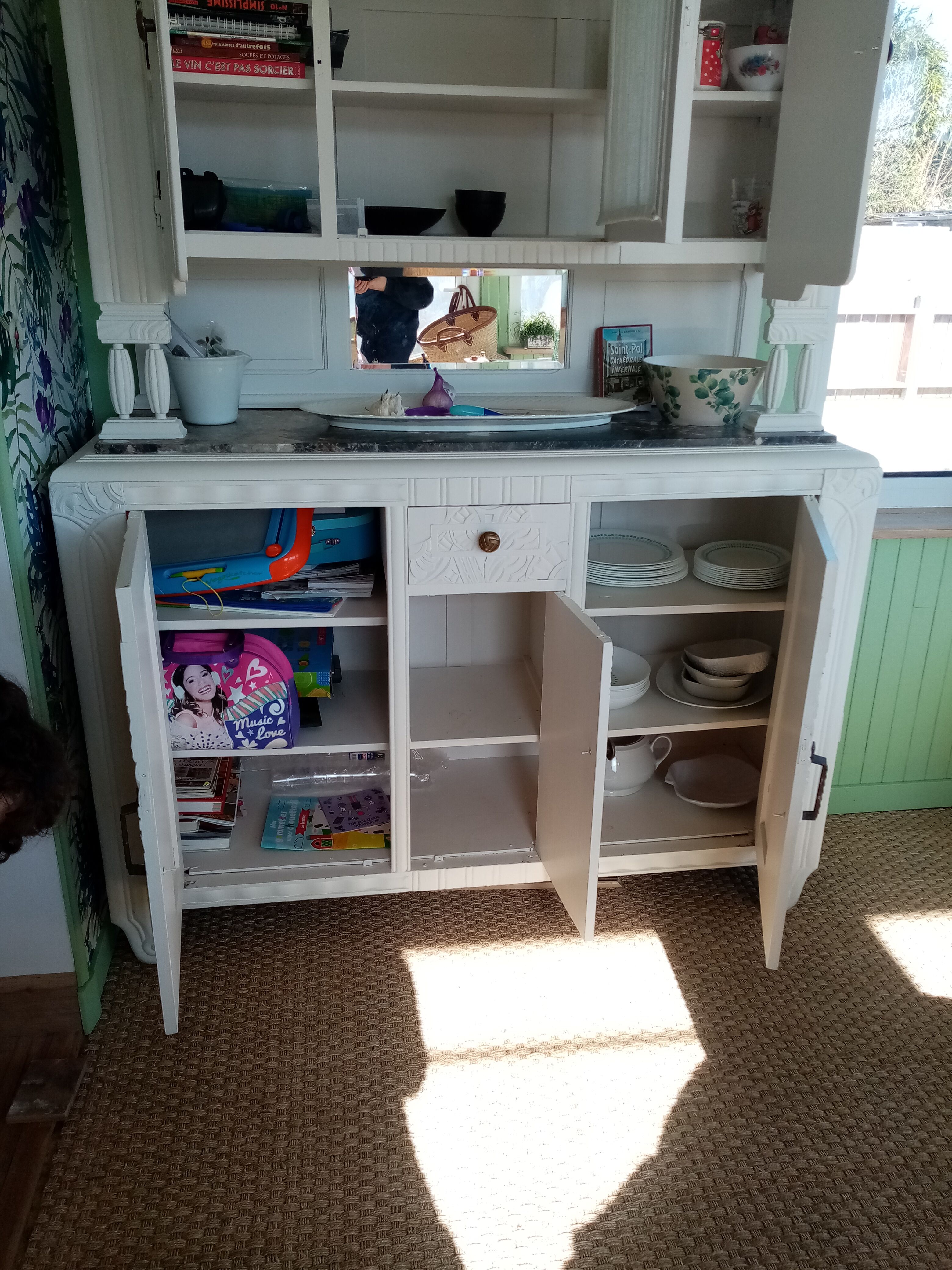 Dresser