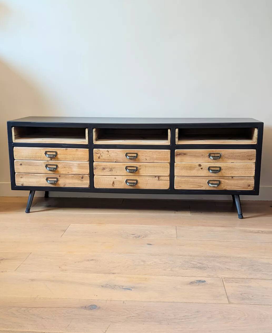 Low sideboard furniture