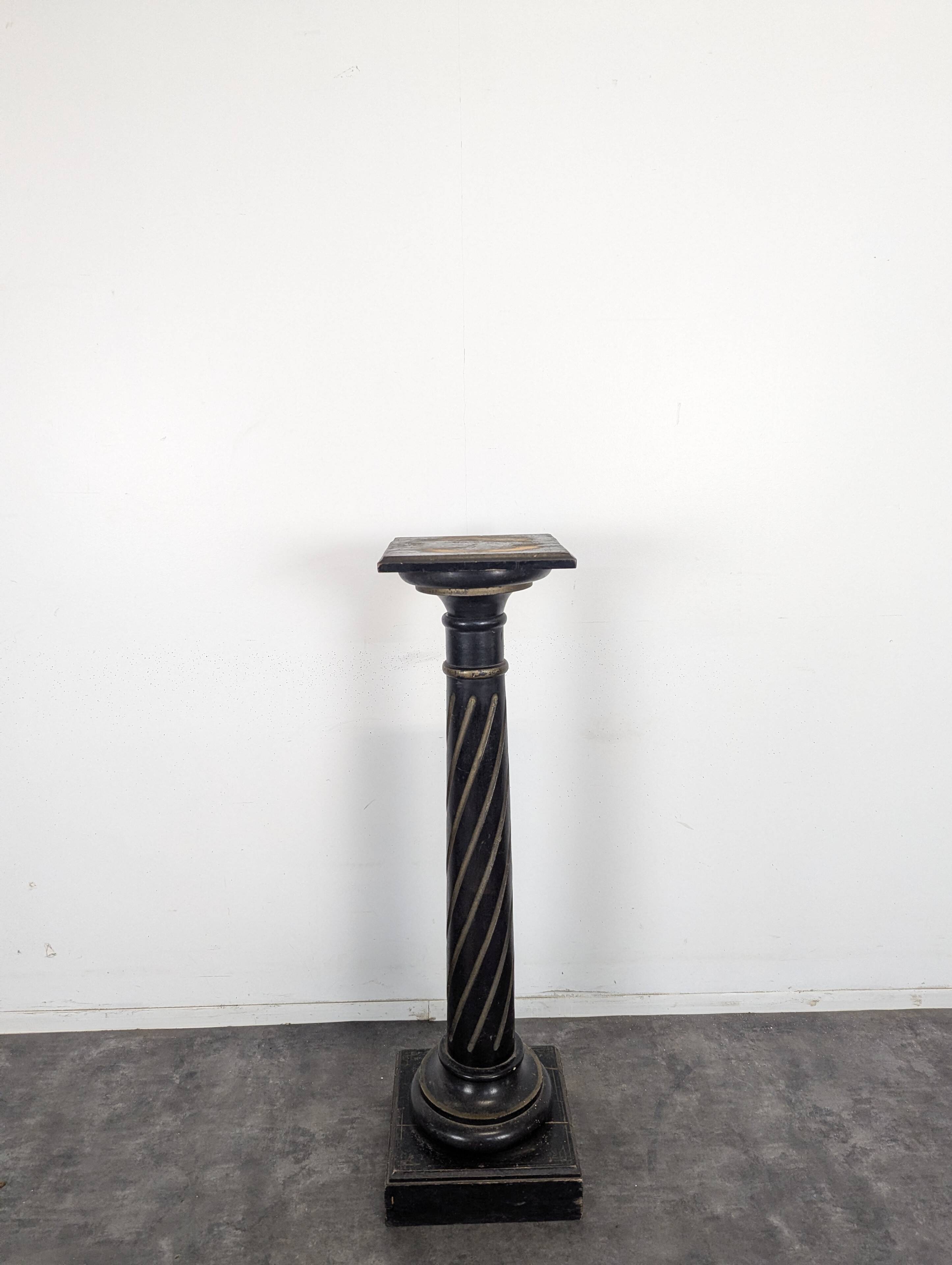 Napoleon III side table in blackened wood with a twisted column.