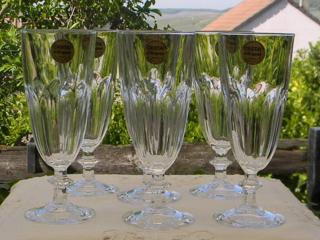 6 crystal champagne flutes from ARQUES. Rambouillet model.