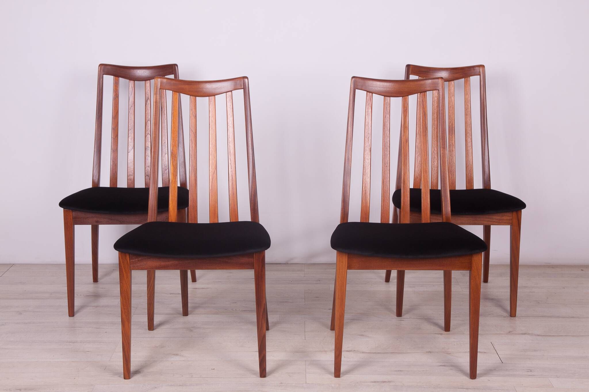 Mid-Century Teak Dining Chairs by Leslie Dandy for G-Plan, 1960s, Set of 4