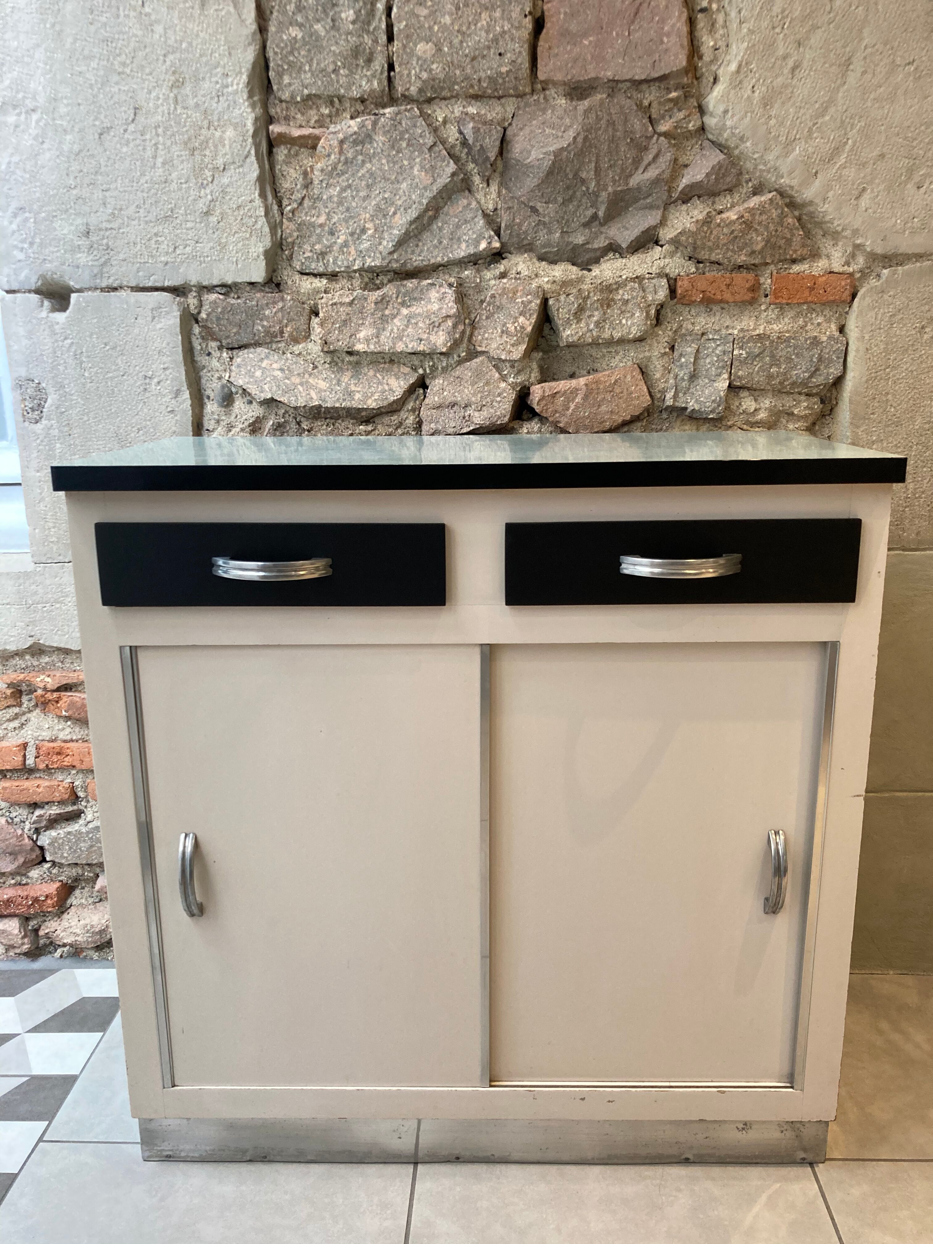 Sideboard sliding doors formica tray