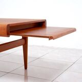 Large teak coffee table by Johannes Andersen for Uldum Møbelfabrik