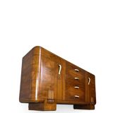 Buffet en noyer Art déco italien, de grande qualité.