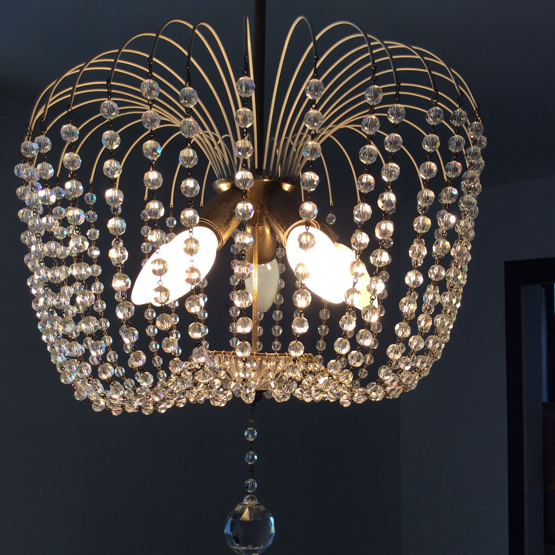 Chandelier crystal stamp basket