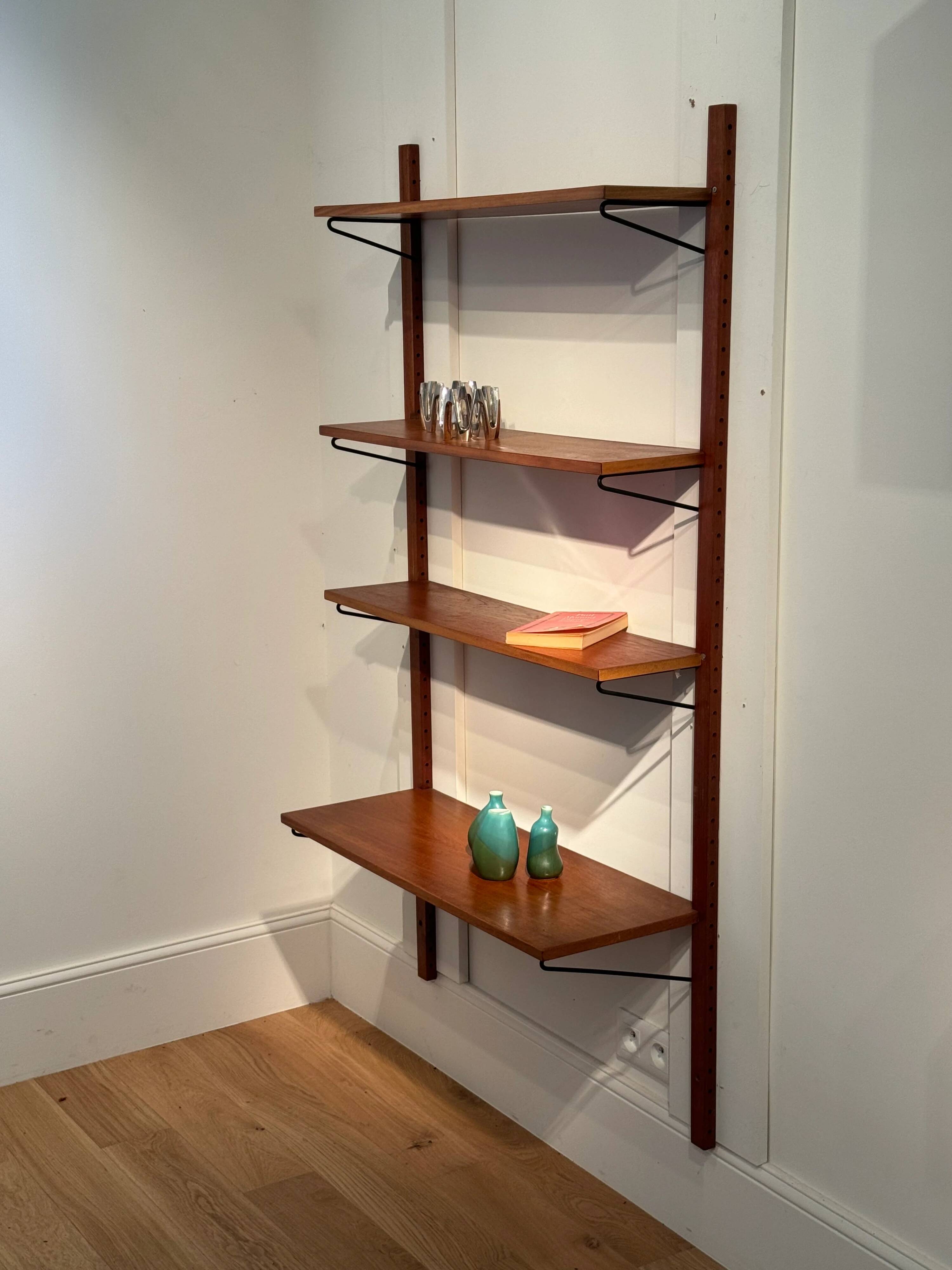 Vintage Scandinavian wall library in teak "Lisbet"