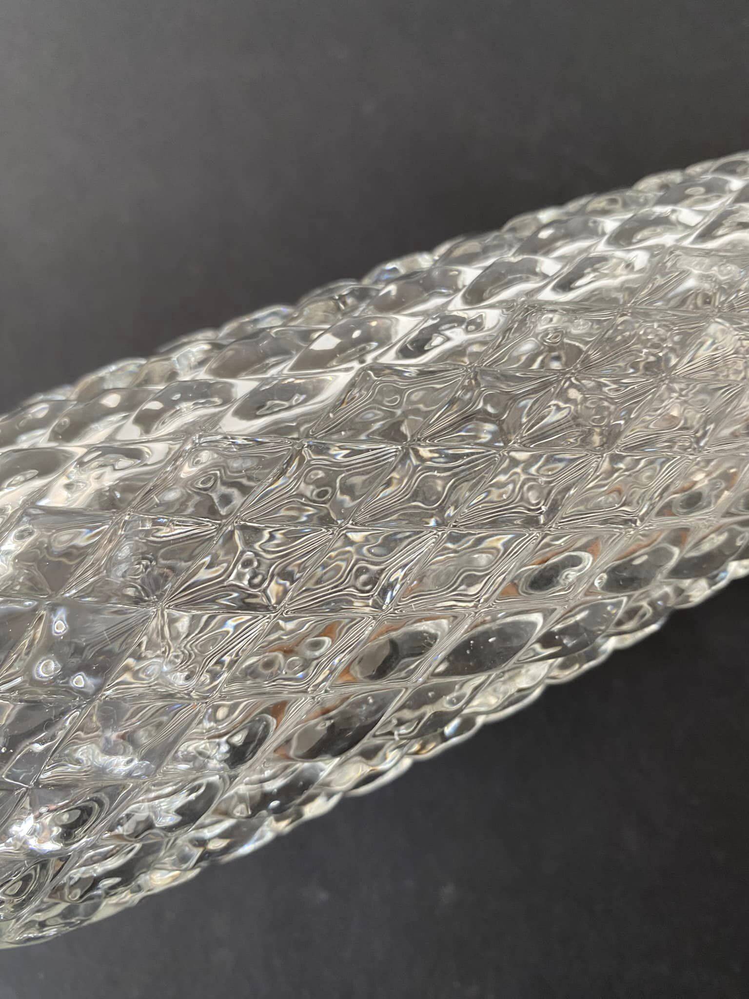 Worked transparent glass tulip (4 available)