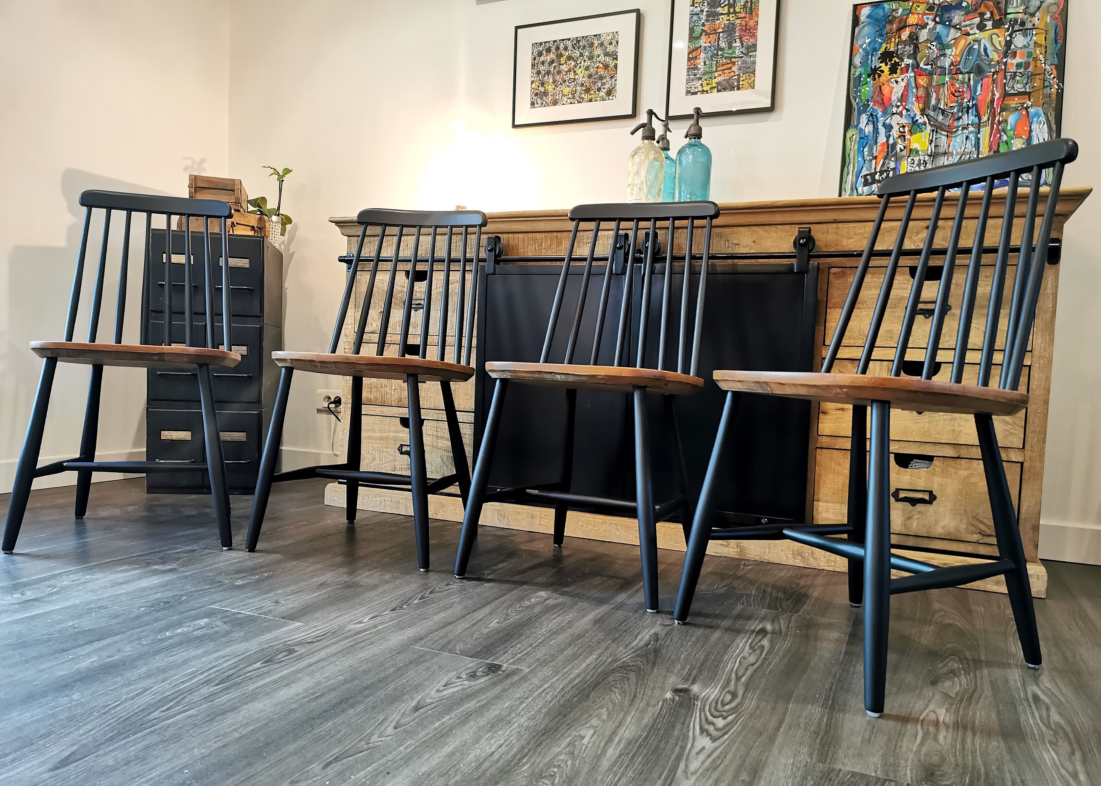 Series of 4 Scandinavian chairs