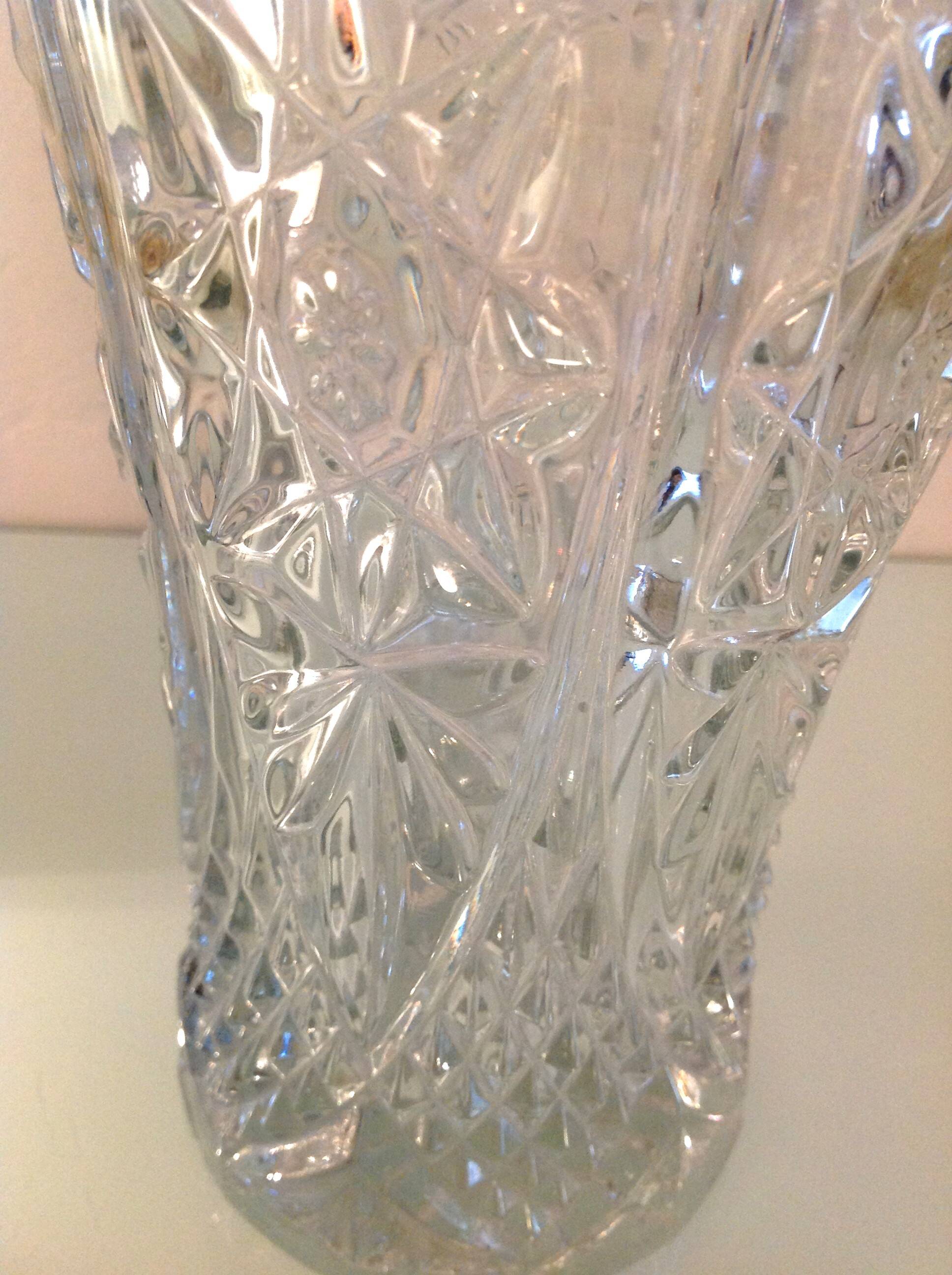Vase en verre taillé / vintage années 60-70