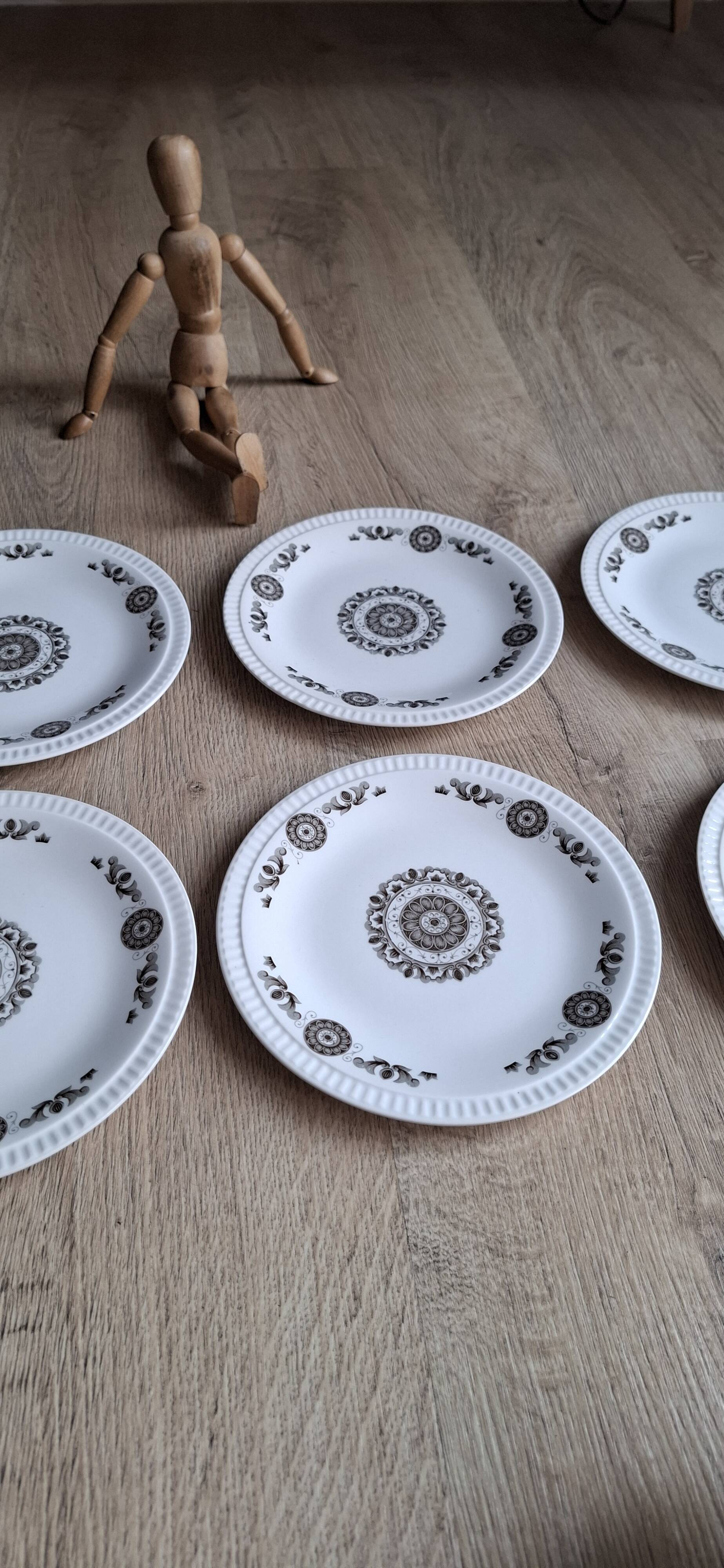 Set of 6 Murielle BFK plates 1966