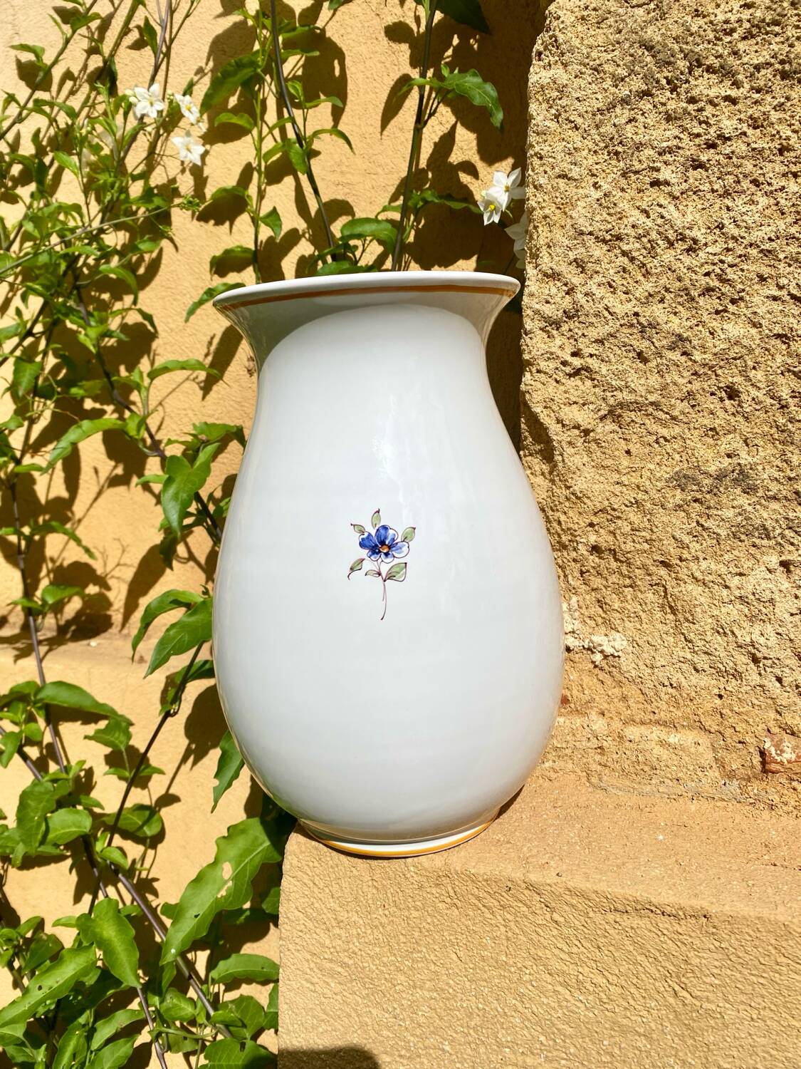 Large Moustiers vase