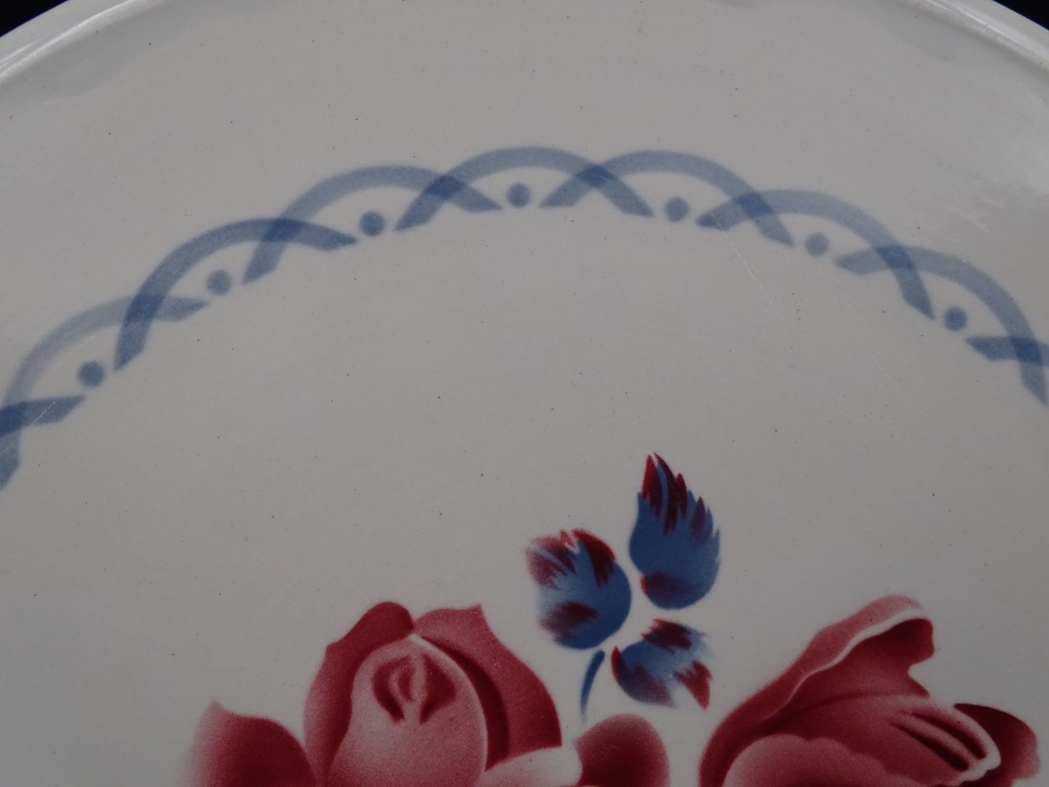 Digoin earthenware pie dish - Sarreguemines- Model Cannes - Rose decoration - circa 1940