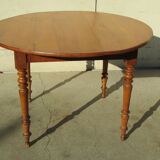Round table in cherry, 1900s