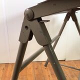 Drawing table