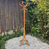 Baumann Parrot Coat Rack