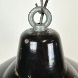 Lampe d’usine industrielle en émail noir avec dessus en fer, années 1960