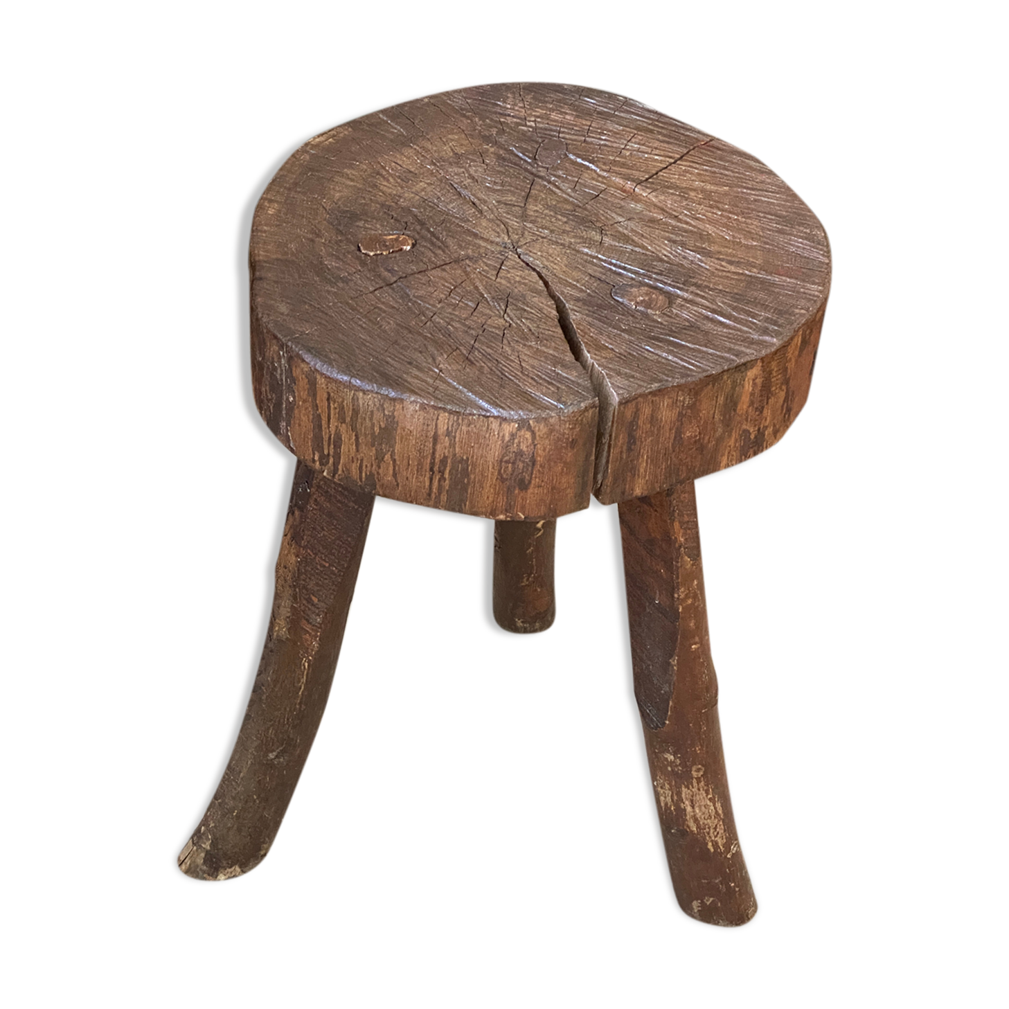 Tabouret tripode brutaliste