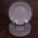 8 Moulin des Loups dessert plates, Louvois model