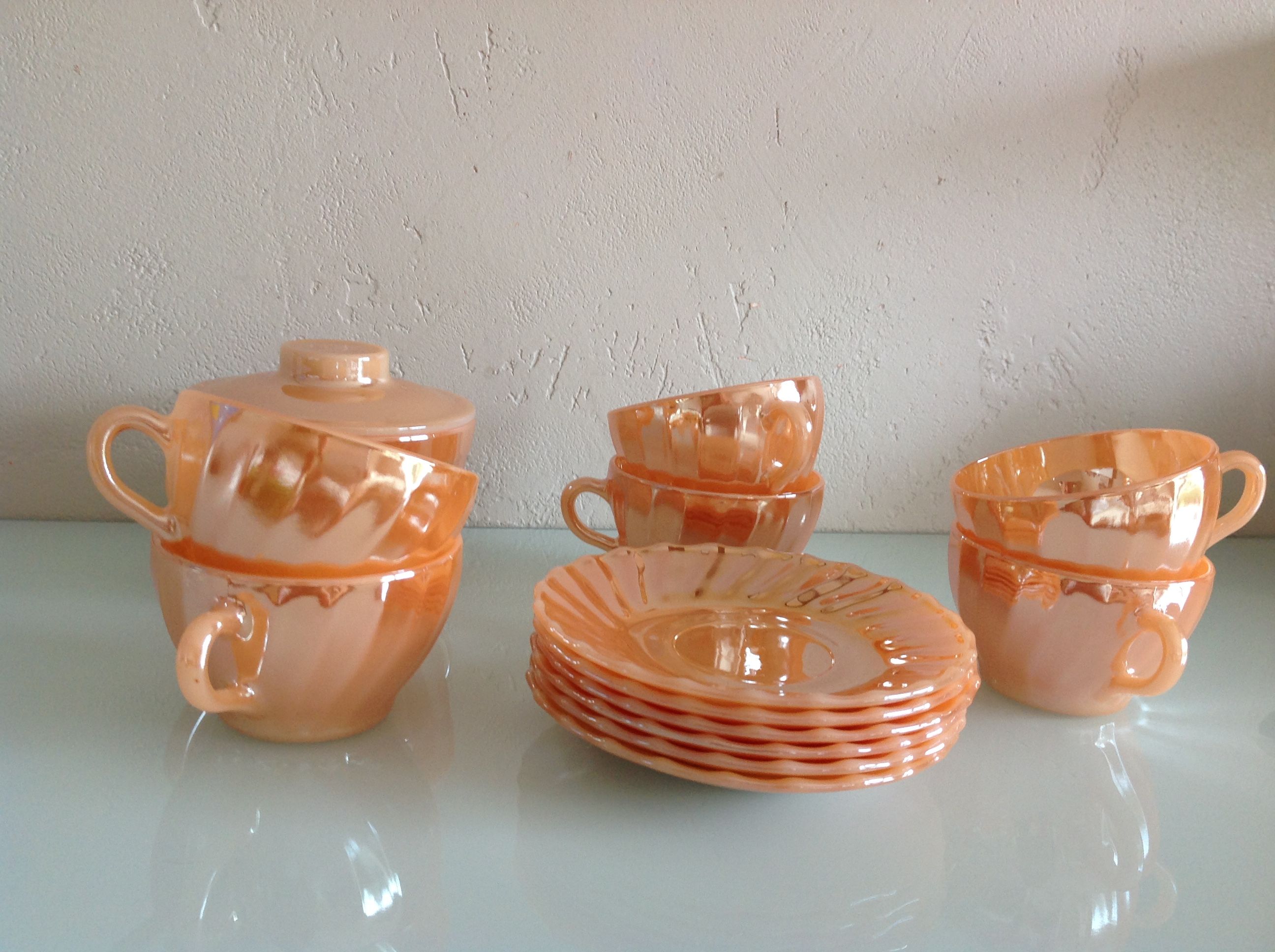Set of six cups and pearly opaline sugar by Termocrisa / vintage 50-60