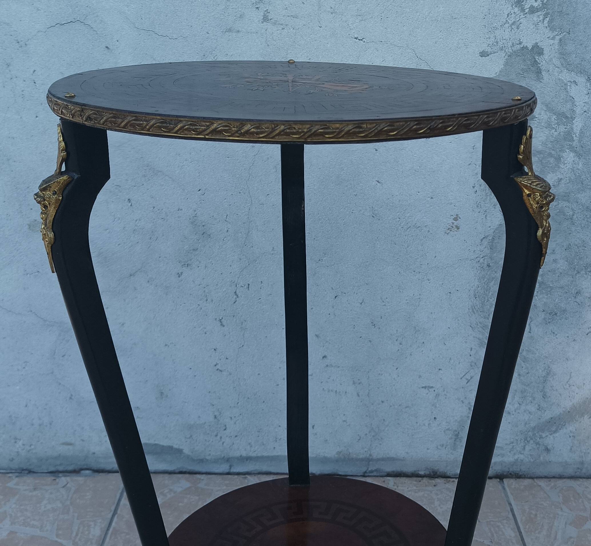 Napoleon III saddle in precious wood marquetry