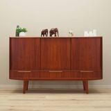 Buffet haut en teck, design danois, années 1970, production : Danemark