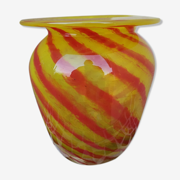 Vase en verre soufflé d'Éric Lindgren de la Verrerie de Claret
